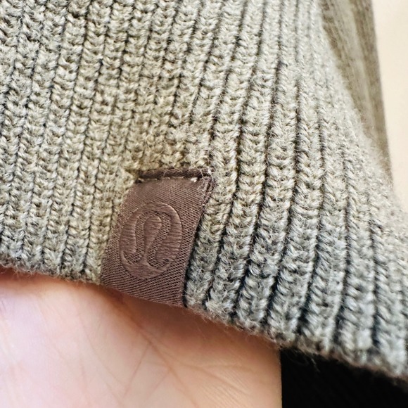Lululemon Merino Wool-Blend Ribbed Crewneck Sweater Heathered Nomad Green Size 6 - Picture 5 of 12